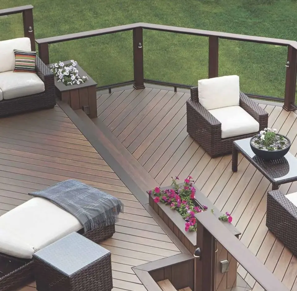 Deck builders in Colorado Springs, CO, framing custom backyard